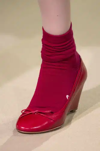 agnes-bbscarpe rosse calzini