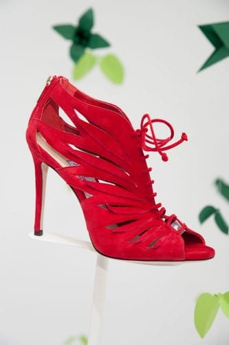 Scarpe rosse eleganti con tacco, 10 esempi imperdibili