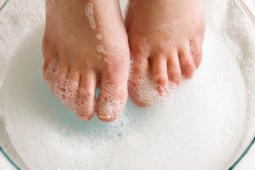 igiene piedi puzza