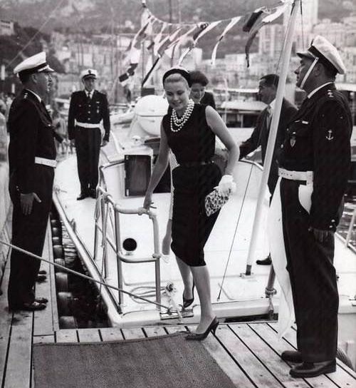 grace kelly look