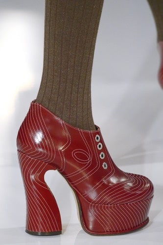 margiela-scarpa-invernale-calze-marrone