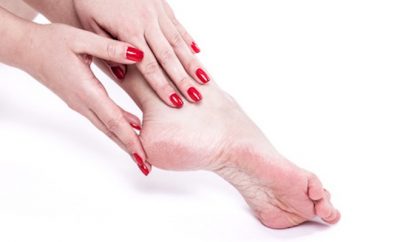 piedi secchi cause rimedi