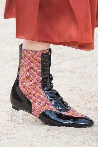 Chanel HC stivaletto con tacco basso inverno 2017-2018