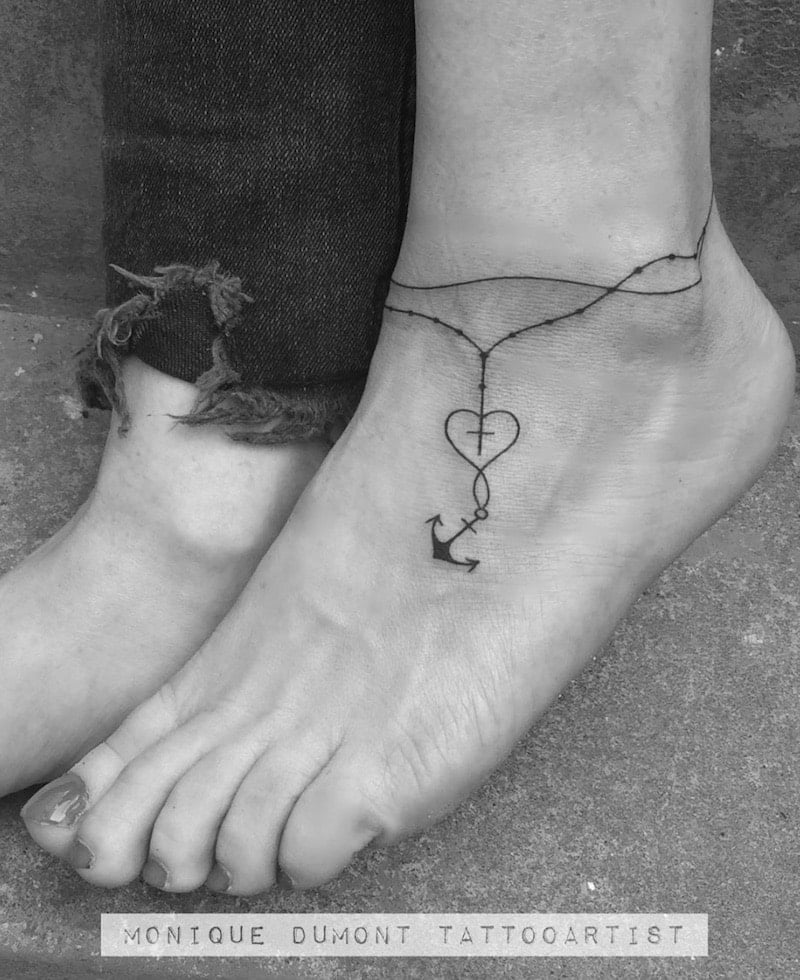 tatuaggio bracciale alla caviglia